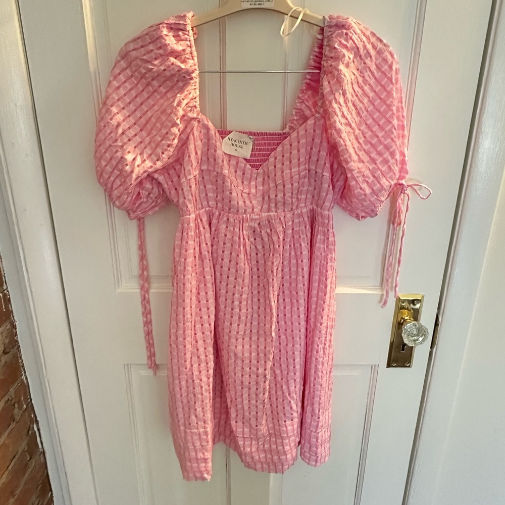 Hyacinth House Pink Puff Sleeve Dress